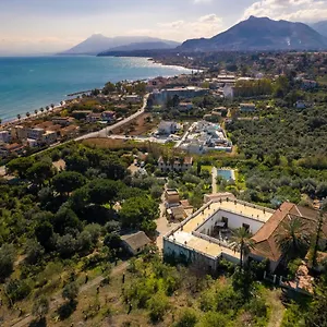 agriturismo-villa-cefala.sicilyhotelsitaly.net/